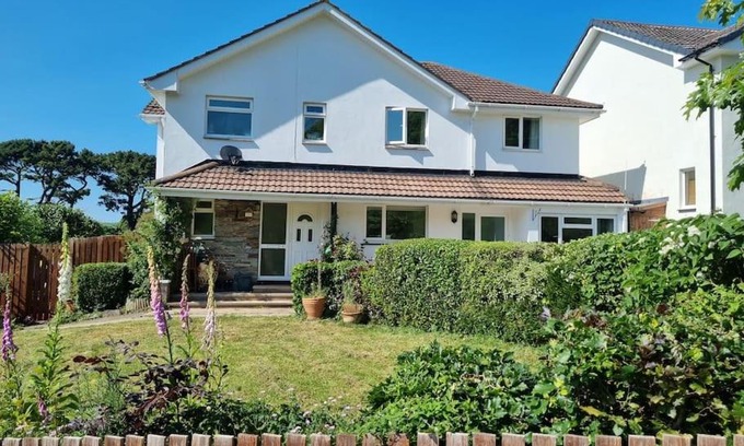 Barnstaple Apartment | Elgar Escape