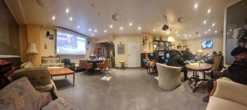 Spandau House | Elifim