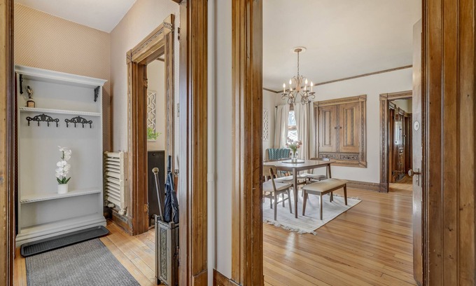 Central Colorado Springs House | Elite Embassy