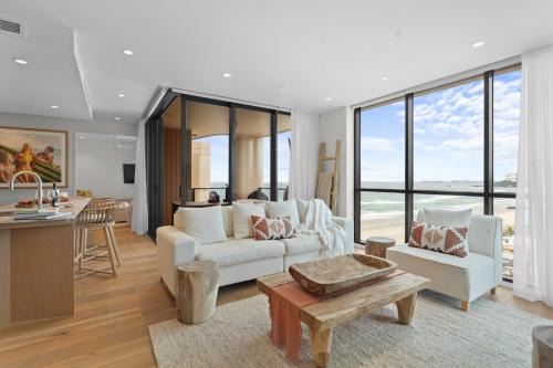 Palm Beach Apartment | Elite Penthouse Escape