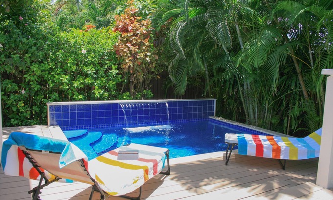 White Street Gallery District House | Eliza Street Retreat, 2 bedroom, 2 bathrm, + loft, private pool, great location