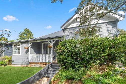 Leura House | Elizabeth