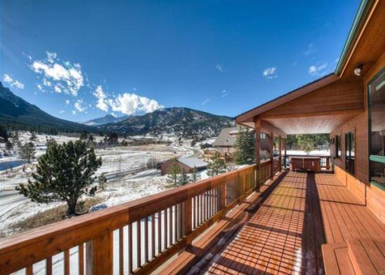 Carriage Hills House | Elk Meadow Retreat
