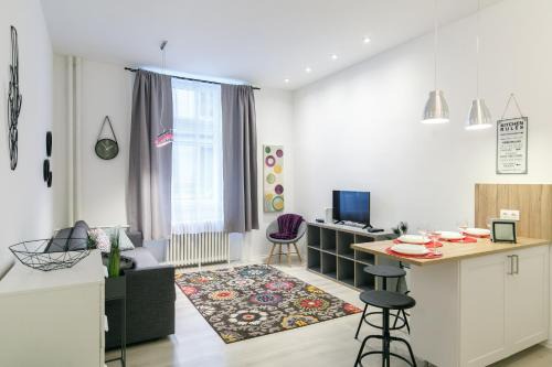 Lagymanyos Apartment | ELLA Apartment