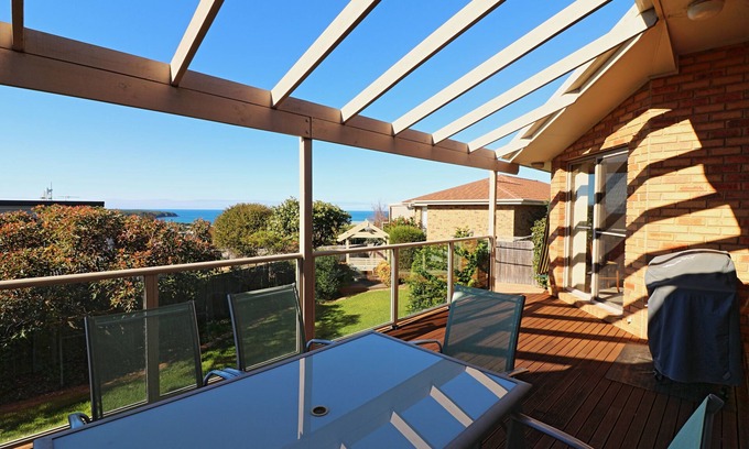 Merimbula House | Ella Bleu