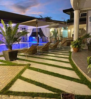 San Pablo Apartment | Elle Casa is a modern-European inspired house coc