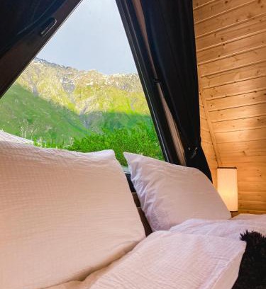 Stepantsminda Apartment | ELLO cottage Kazbegi