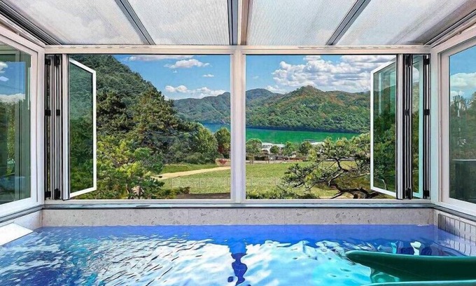 Gapyeong House | ello-el kids Pool Villa Pension