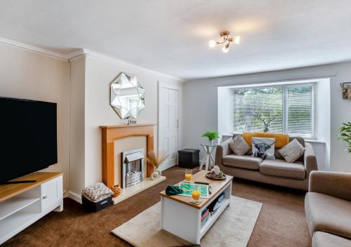 Rothbury House | Elmsleigh Nest