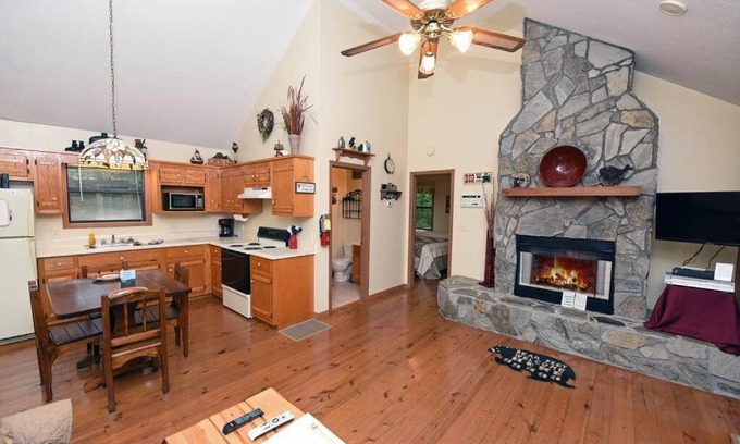 Blairsville House | Elsa at Alpine Cabins - Peaceful, Private, Perfect