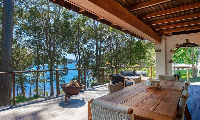 Sydney House | Elvina Bay Beach House IH