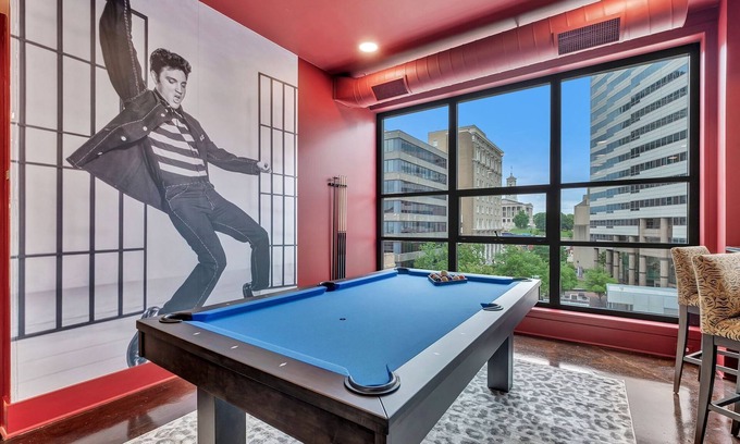 Downtown Nashville Apartment | Elvis Penthouse Suite 4BR by Maddox Hotel