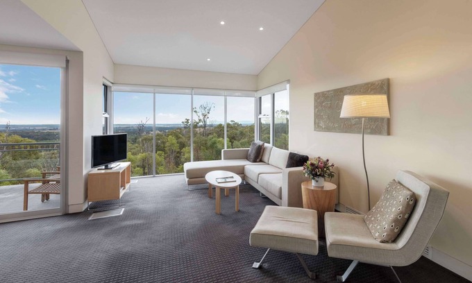 Pokolbin Hotel | Elysia Wellness Retreat