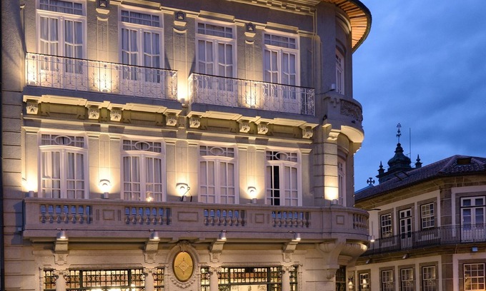 Old Town Hotel | EMAJ Guimarães Boutique Hotel