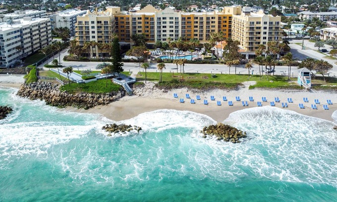 Deerfield Beach Resort | Embassy Suites by Hilton Deerfield Beach Resort & Spa