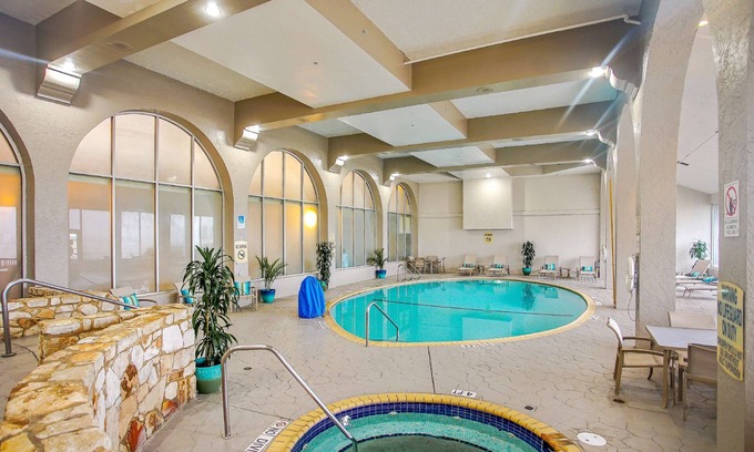 San Antonio Apartment | Embassy Suites by Hilton San Antonio NW I-10