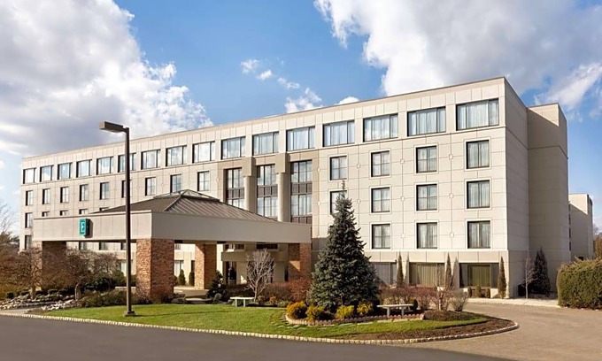 Piscataway Hotel | Embassy Suites Piscataway - Somerset