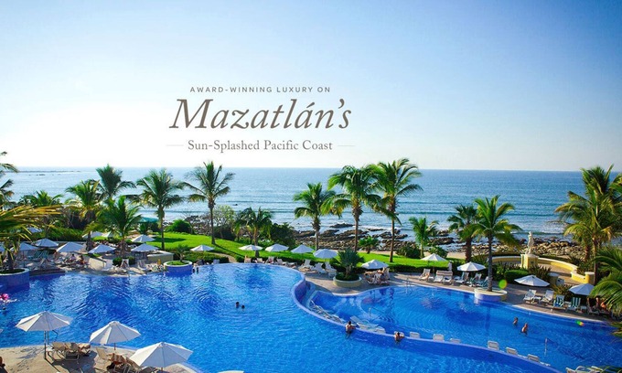 Cerritos Resort | Emerald Bay in Mazatlan's heart.