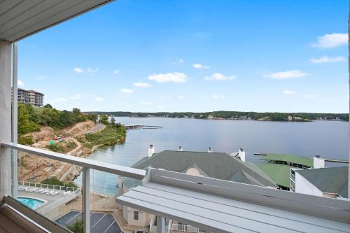Lake Ozark House | Emerald Bay Overlook Breathtaking Views, Pools