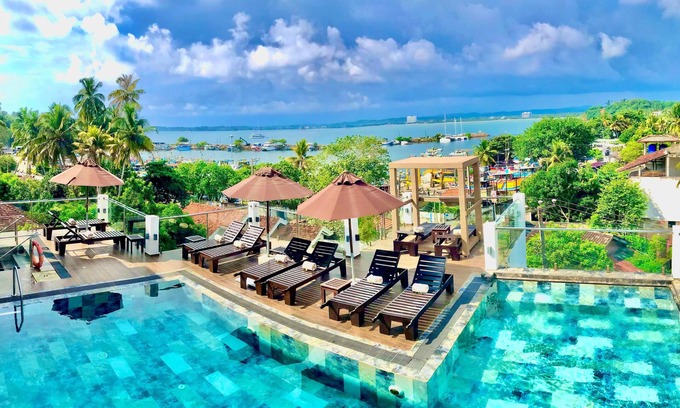 Mirissa Hotel | Emerald Bay Resort Mirissa