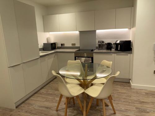 Gillingham House | Emerald En-suite King Bedroom