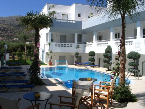 Malia Apartment | Emerald Hotel