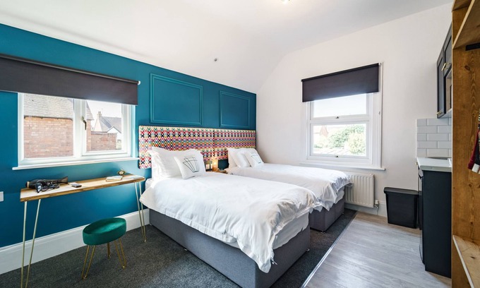 City Centre Apartment | Emerald Stays UK at The Adelphi