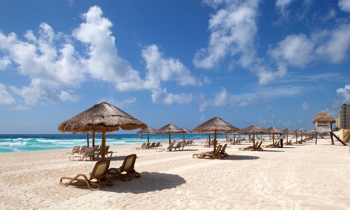 Zona Hotelera Resort | Emporio Cancun Optional All Inclusive