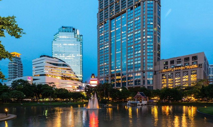 Bangkok Central Business District Hotel | Emporium Suites by Chatrium