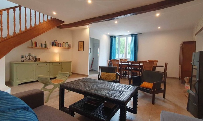 Lucy-sur-Cure House | EN FAMILLE OU ENTRE AMIS ENTRE LYON ET PARIS SUR A6 - Pets welcome