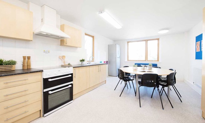 Gillingham Apartment | En Suite Rooms, GILLINGHAM