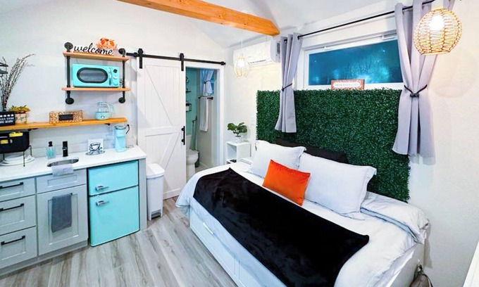 Winter Garden Apartment | Enchanted TINY HOME near Downtown Winter Garden