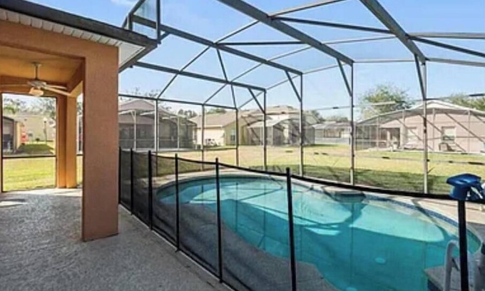 Sandy Ridge House | Enchanting 4-bedroom house in Davenport