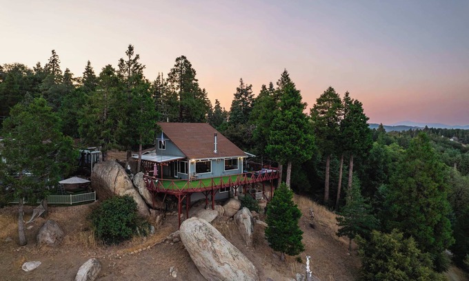 Pauma Valley Cabin | Enchanting Mountain Retreat with Breathtaking View