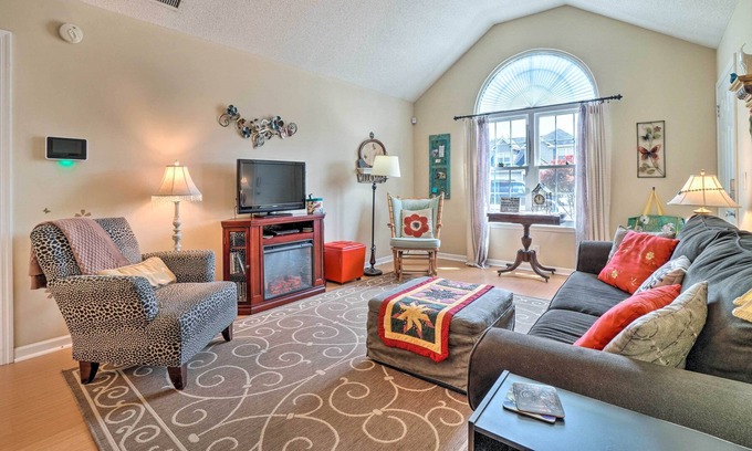 Murfreesboro Cottage | Enchanting Murfreesboro Cottage w/ Secluded Yard!