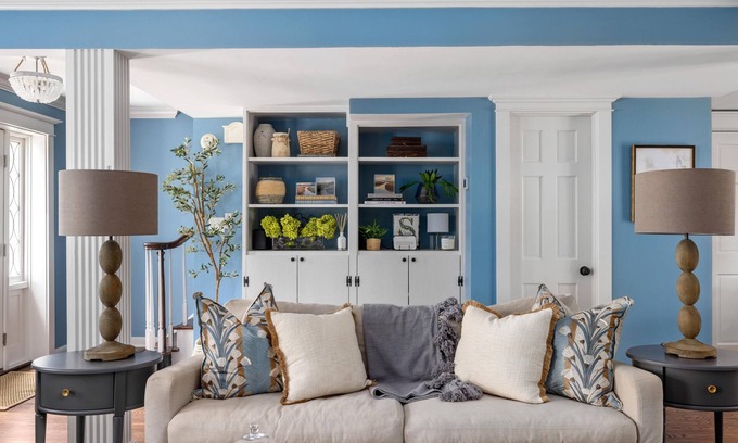 South of Broad House | Enchanting Townhome in the Harleston Village, Parking Included