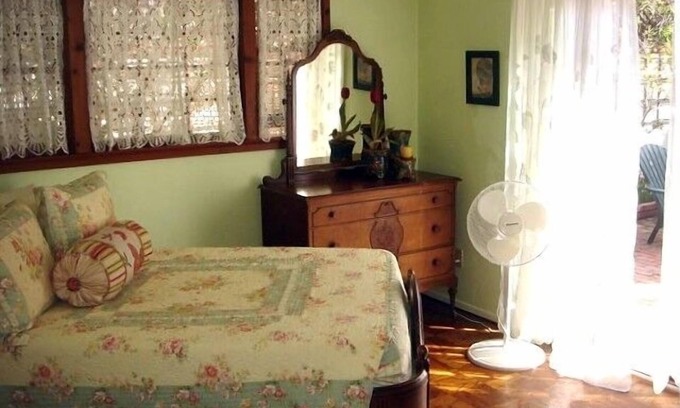 Del Mar Cottage | Enchantment in Old Del Mar