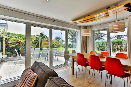 Croyde House | Endless Summer Few mins level walk to beach