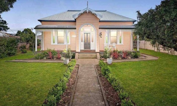 Cessnock House | ‘Endsleigh’ - Modern Luxury, Aged Charm