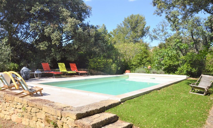Grans House | Enjoy a relaxing vacation in this vacation home with pool near the forest.