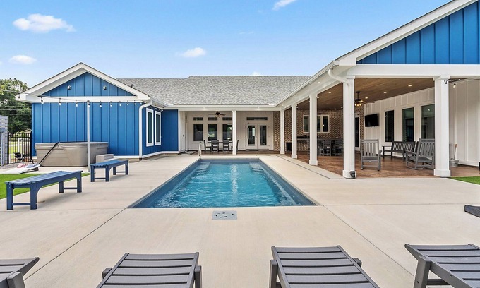Foley House | Enjoy all the amenities of your private resort!