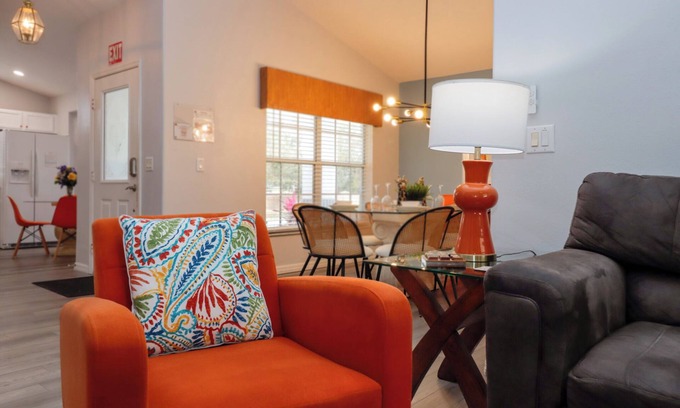Indian Point House | Enjoy Sunny Private Pool - Game Room - Lanai - Nr Disney