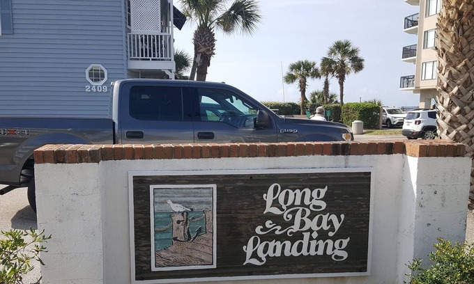 Crescent Beach House | Enjoy the beach life. 3-bedroom townhouse. Books quickly. Close to everything.