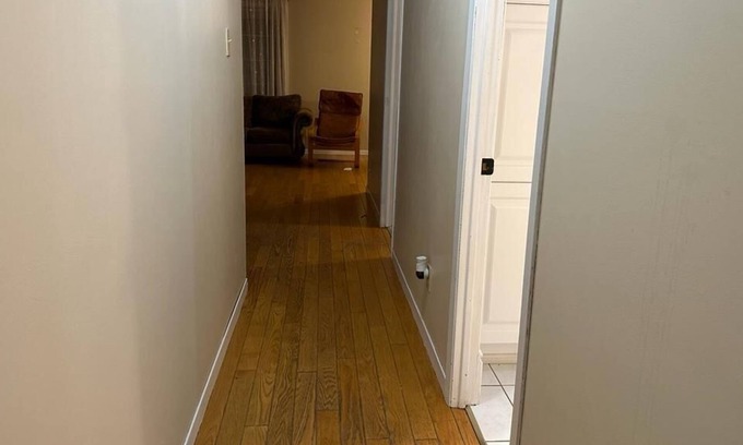 South Stormont House | Enjoy the Full House, 3 bedroom, 3 queen bed+1sofa Bed