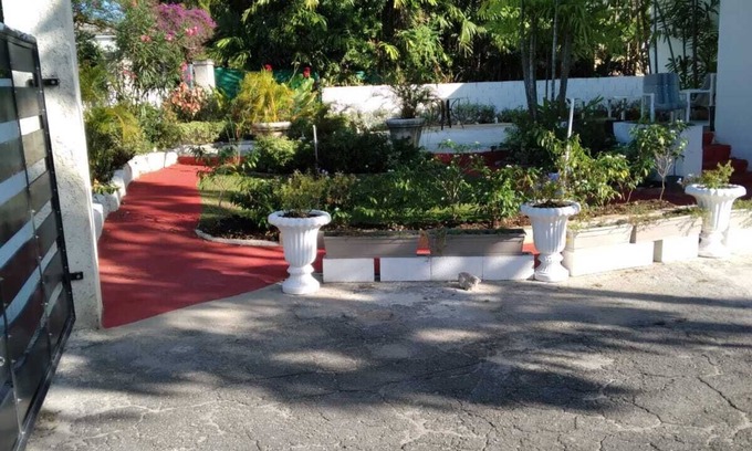 Rockley House | Enjoy Your Stay At Casa Del Caribe: Come Live in Paradise!