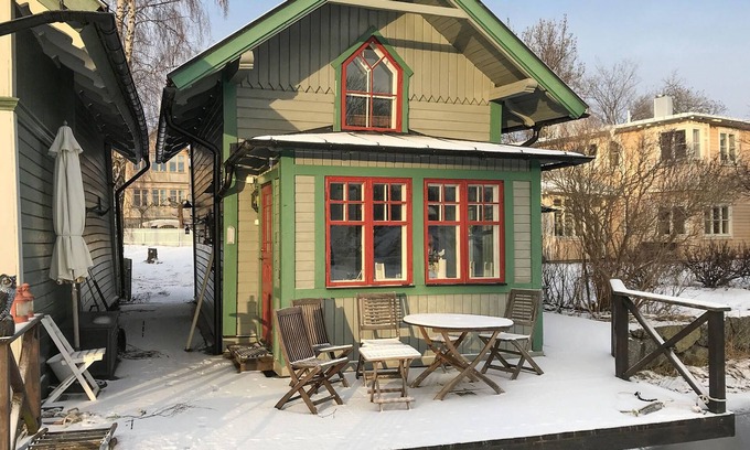 Vaxholm House | Enjoy your vacation in this former and charming fisherman's house in the oldest part of Vaxholm.