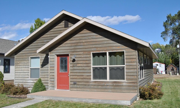 Ennis House | Ennis, MT: Madison River, Fishing, Yellowstone National Park, & Hunting