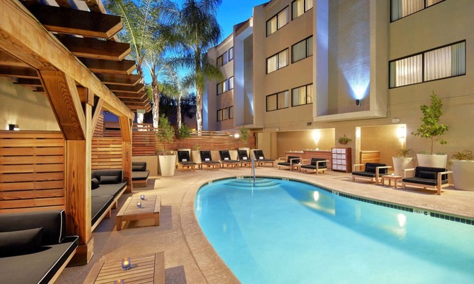 Calabasas House | Ensuring a Very Comfortable & Memorable Stay! Dog-friendly Property, Pool
