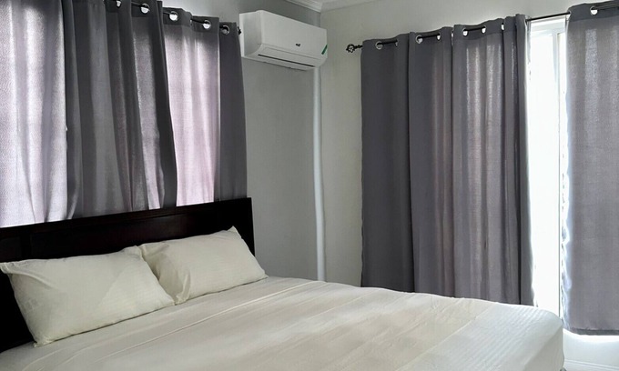 Eden Gardens Apartment | Entire 1 Bedroom Apartment in the City - Free Parking & Wi-Fi Service