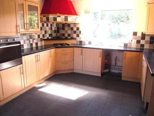 Bolton Apartment | Entire 3 Bedroom Furnished Home